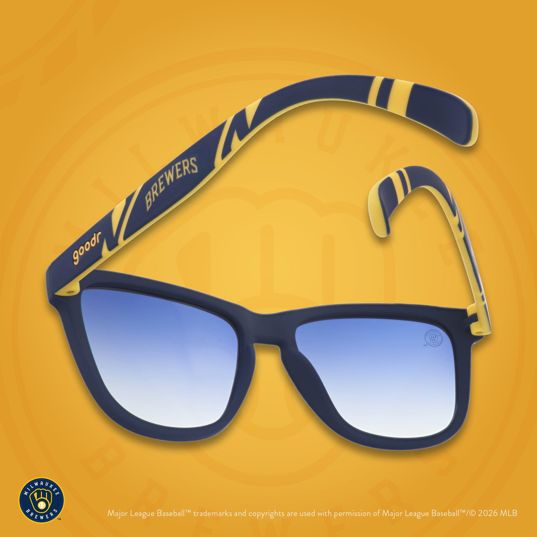Claws Up!™ - Clean Fishing Sunglasses