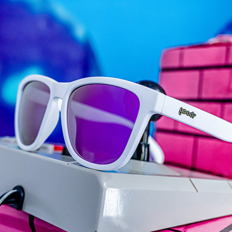 Side Scroll Eye Roll - Run Ready Sunglasses