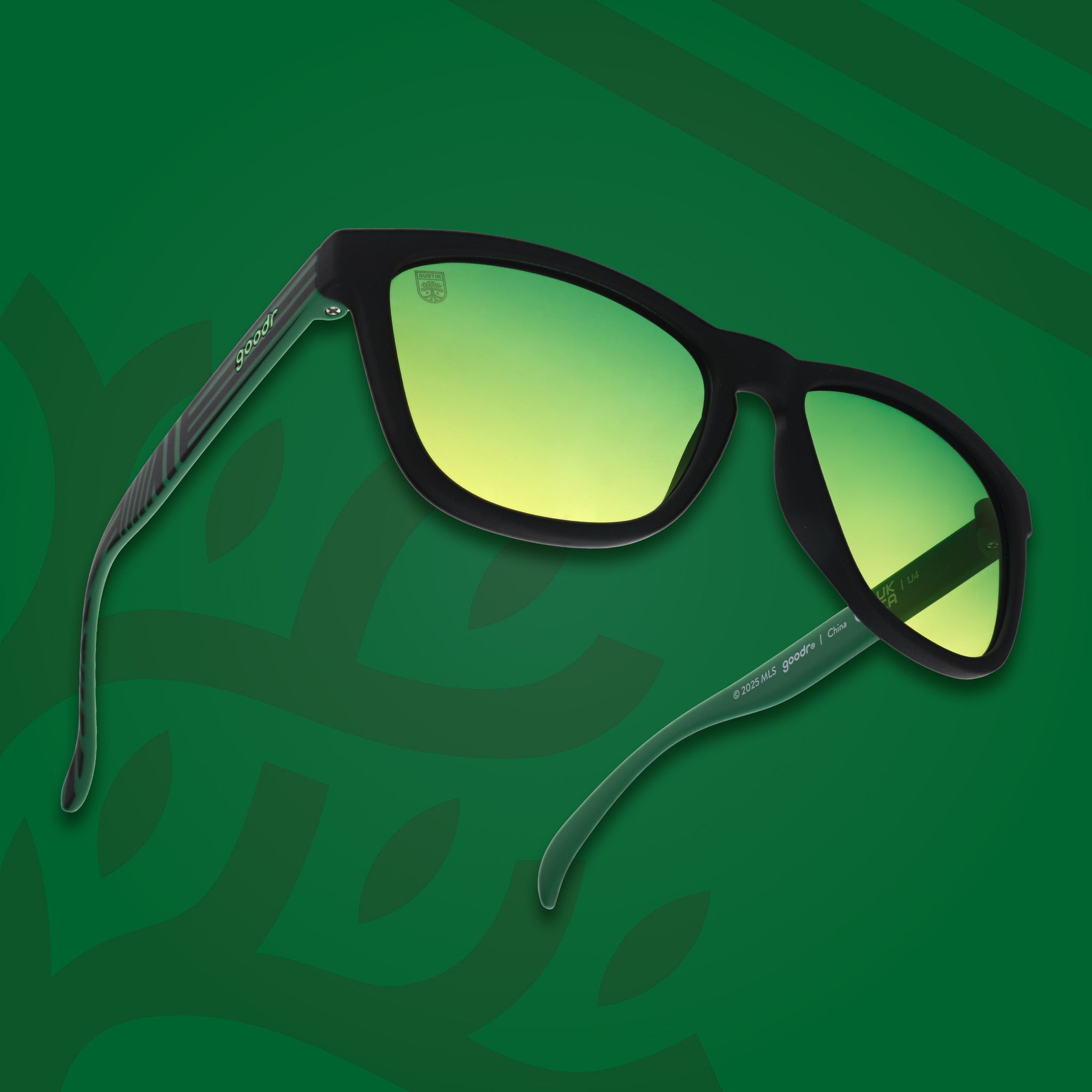 Somos Verdes - Beach Ready Trail Sunglasses