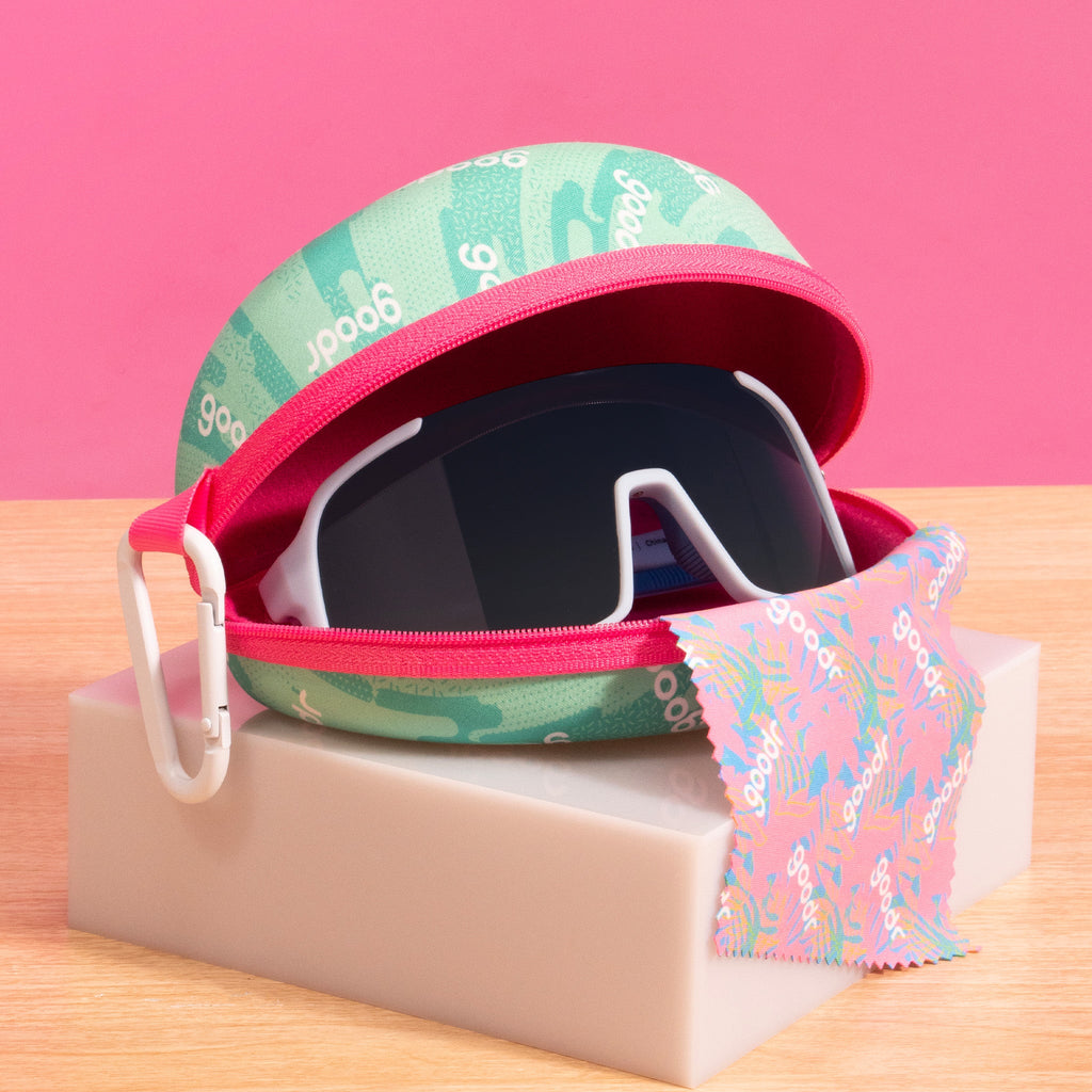 GNARLIEST CASE SCENARIO - Simple Vacation Sunglasses