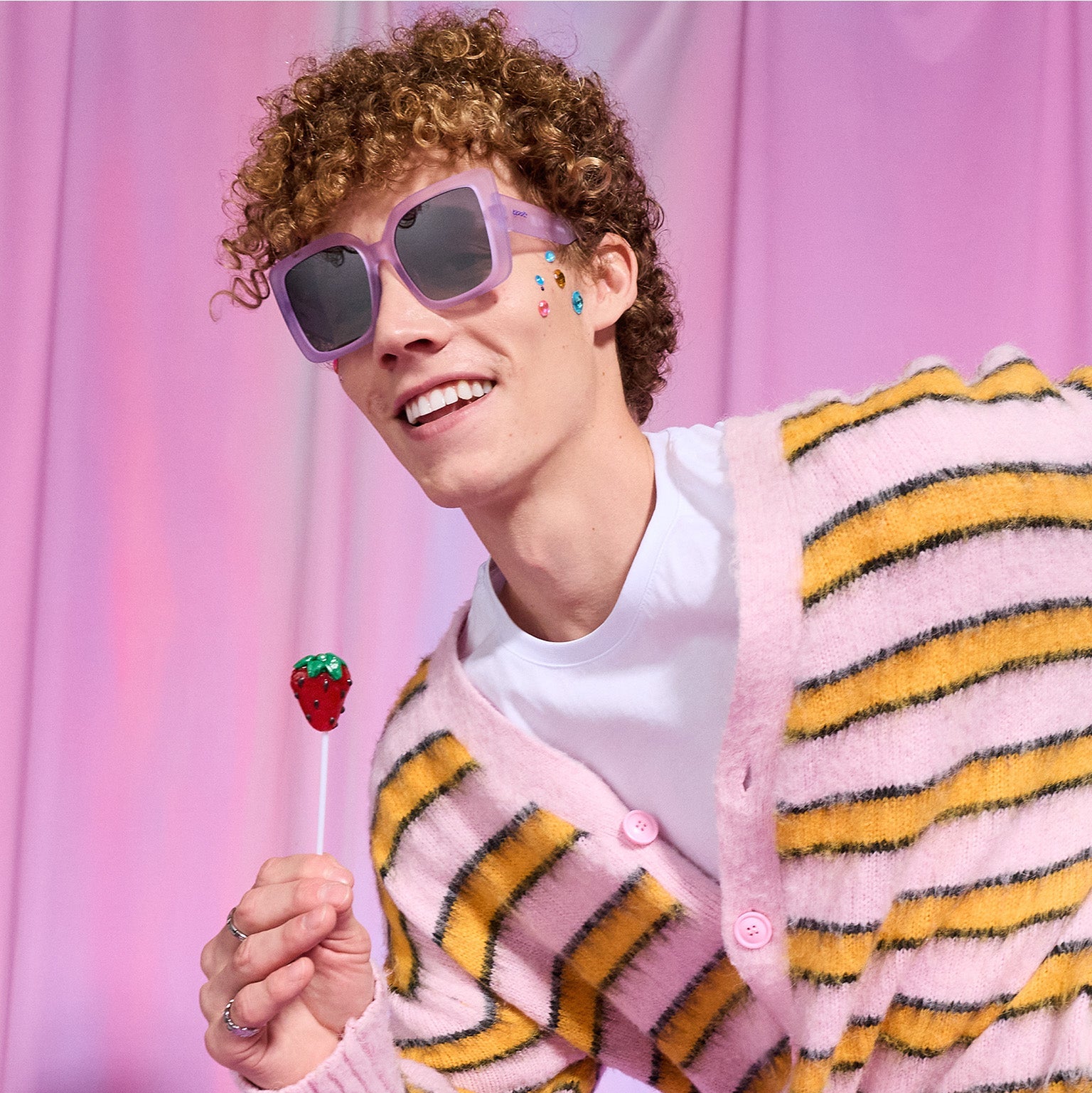 Sour Plum Smash - Everyday Color Frame Sunglasses